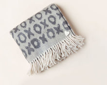 Load image into Gallery viewer, leolam-i-love-you-like-XO-products-scarf-xoxo