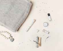 Load image into Gallery viewer, leolam-try-a-little-tenderness-gift-box-products-scarf-bath-salt-tube-sage-wrap-aromatherapy-roller